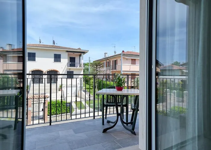 Da Mirella Apartment